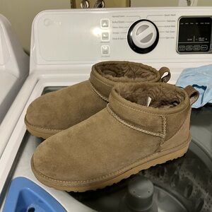 Ugg ultra mini antelope